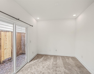 1555 Birdsall Street - Photo Thumbnail 6