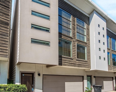 1555 Birdsall Street - Photo Thumbnail 2