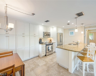 362 4th Avenue S - Photo Thumbnail 7
