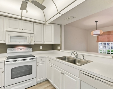 26735 Little John Court - Photo Thumbnail 8
