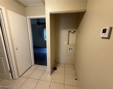 3909 Belmont Street - Photo Thumbnail 3