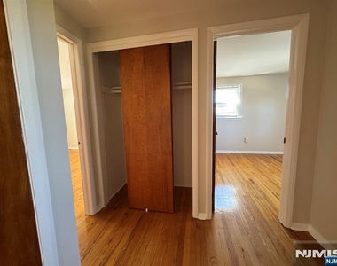 1 Underhill - Photo Thumbnail 14