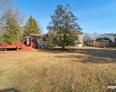 324 Brook - Photo Thumbnail 44