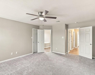 4419 Thistle Pond Court - Photo Thumbnail 8