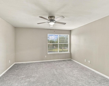4419 Thistle Pond Court - Photo Thumbnail 7