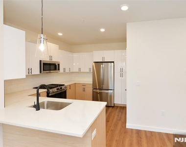 91 Union - Photo Thumbnail 6