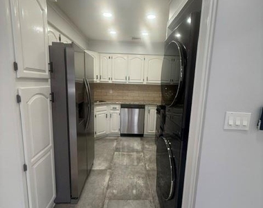 396 Harrison - Photo Thumbnail 1