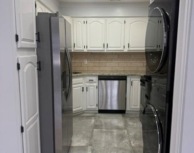 396 Harrison - Photo Thumbnail 2