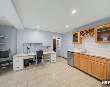 141 Shore - Photo Thumbnail 34