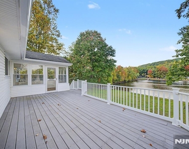 141 Shore - Photo Thumbnail 43