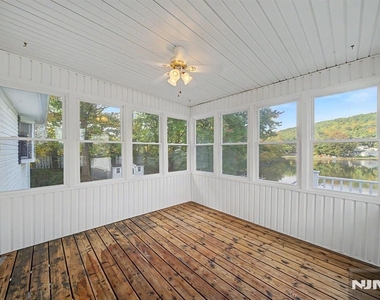 141 Shore - Photo Thumbnail 28