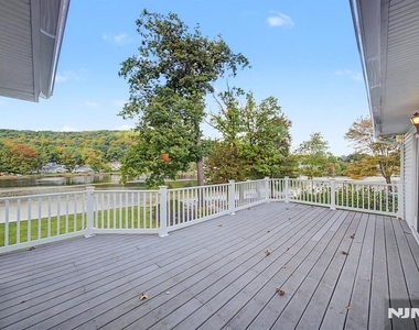 141 Shore - Photo Thumbnail 42