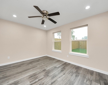 3130 5th Street - Photo Thumbnail 25