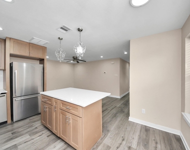 3130 5th Street - Photo Thumbnail 8