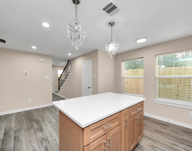 3130 5th Street - Photo Thumbnail 11