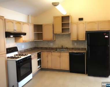 523 W Lookout - Photo Thumbnail 4