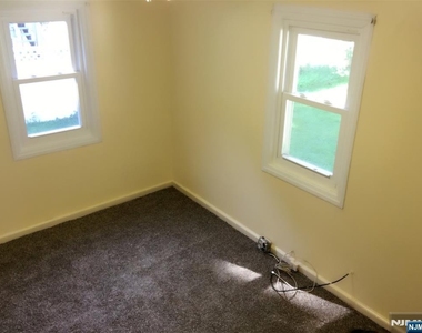 523 W Lookout - Photo Thumbnail 7