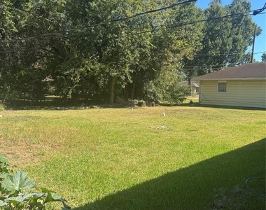 7947 Glenscott Street - Photo Thumbnail 25