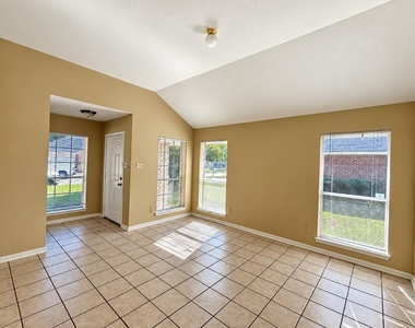 2206 Friarwood Trail - Photo Thumbnail 3