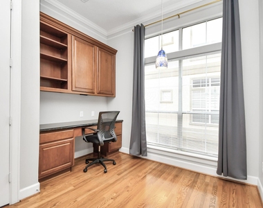 915 Asbury Street - Photo Thumbnail 20