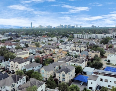 915 Asbury Street - Photo Thumbnail 40