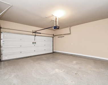 915 Asbury Street - Photo Thumbnail 37
