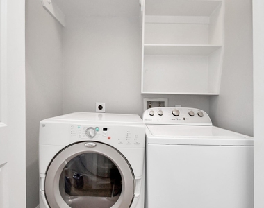 915 Asbury Street - Photo Thumbnail 32