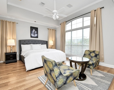 915 Asbury Street - Photo Thumbnail 26