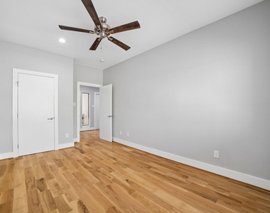 1614 Bonner Street - Photo Thumbnail 7
