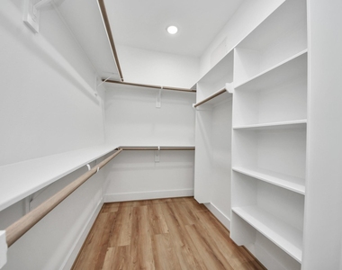 2606 Winbern Street - Photo Thumbnail 27