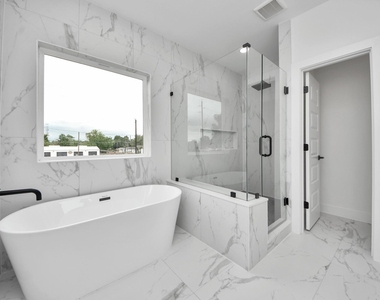 2606 Winbern Street - Photo Thumbnail 24