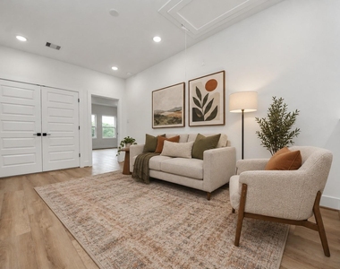 2606 Winbern Street - Photo Thumbnail 19