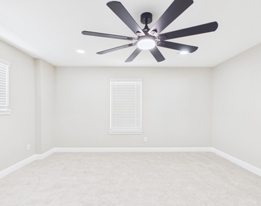 7903 Secretariat Lane - Photo Thumbnail 24