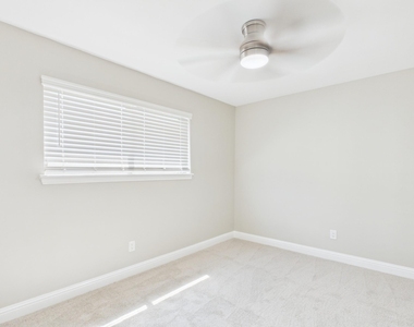 7903 Secretariat Lane - Photo Thumbnail 21