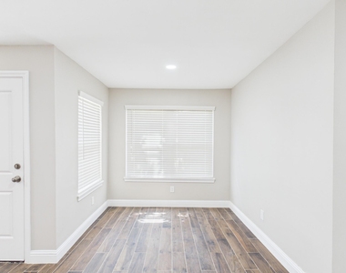 7903 Secretariat Lane - Photo Thumbnail 13