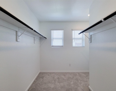 3038 Pensacola Drive - Photo Thumbnail 14