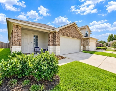 2306 Silver Plume Lane - Photo Thumbnail 2
