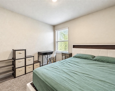 2306 Silver Plume Lane - Photo Thumbnail 31