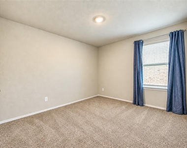2306 Silver Plume Lane - Photo Thumbnail 33
