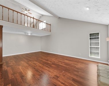 16826 Cobble Ridge Drive - Photo Thumbnail 3