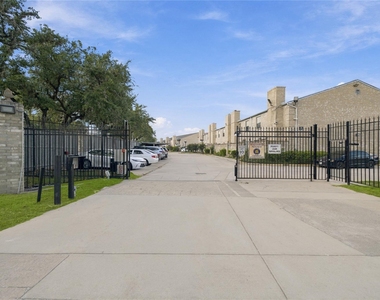 6500 Sands Point Drive - Photo Thumbnail 37
