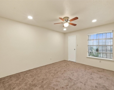 6500 Sands Point Drive - Photo Thumbnail 24