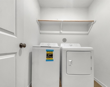 3041 Highbank Drive - Photo Thumbnail 13