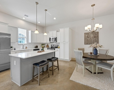 33455 Buckshot Lane - Photo Thumbnail 5