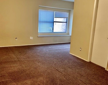 6834 Tara Drive - Photo Thumbnail 6