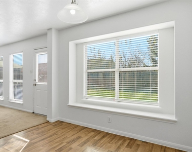 9307 Dewberry Blossom Lane - Photo Thumbnail 6