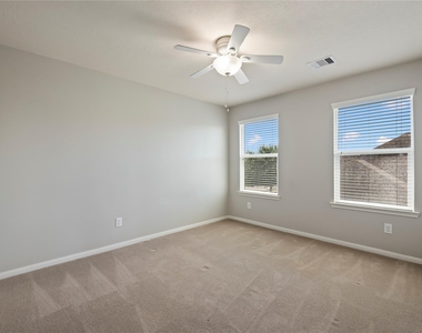 9611 Indian Trail - Photo Thumbnail 27