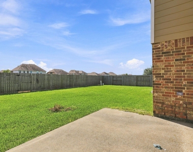 9611 Indian Trail - Photo Thumbnail 32