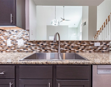 1436 Gemini Street - Photo Thumbnail 13