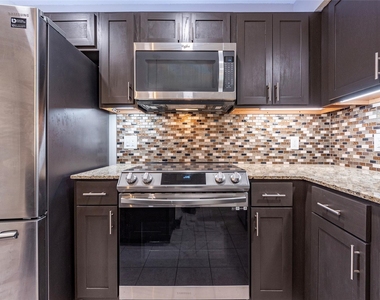 1436 Gemini Street - Photo Thumbnail 11